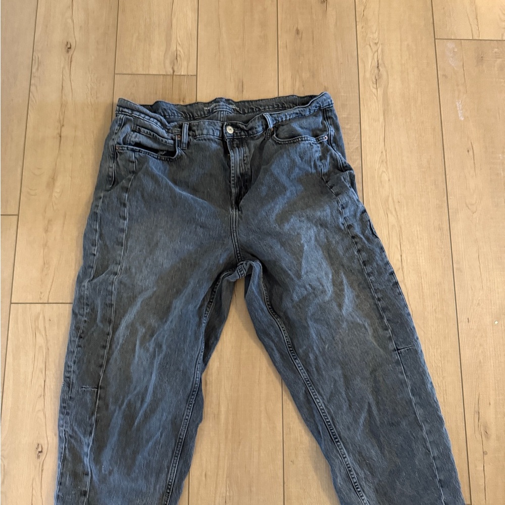 Barrel Jeans